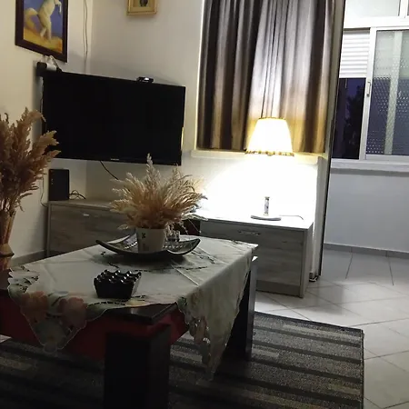 Cozzy Studio Flat
