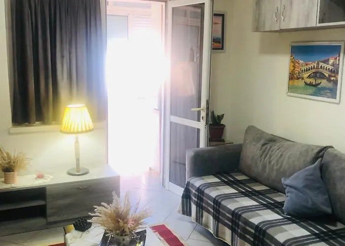 Studio Flat