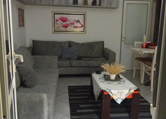 Studio Flat * Tirana
